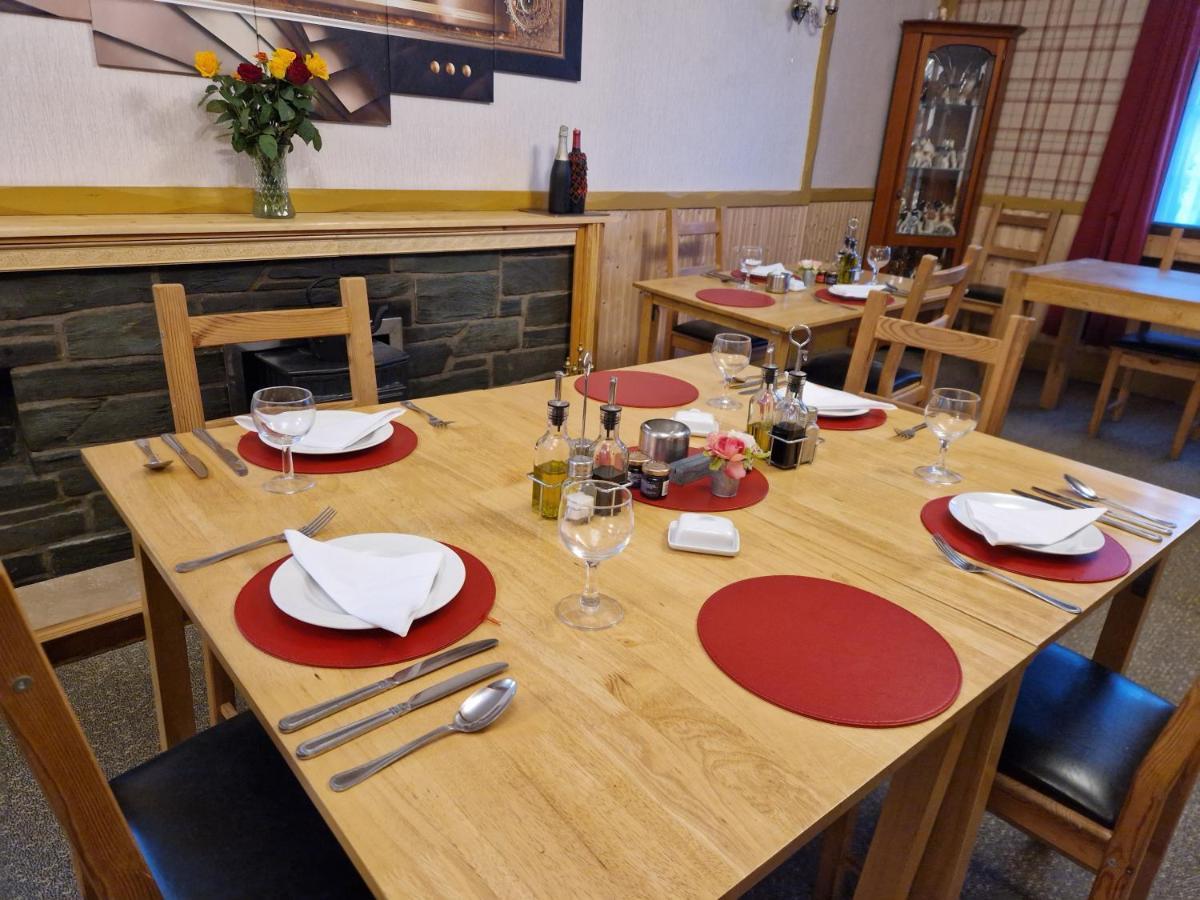Ty Llew Otel Llandysilio Dış mekan fotoğraf
