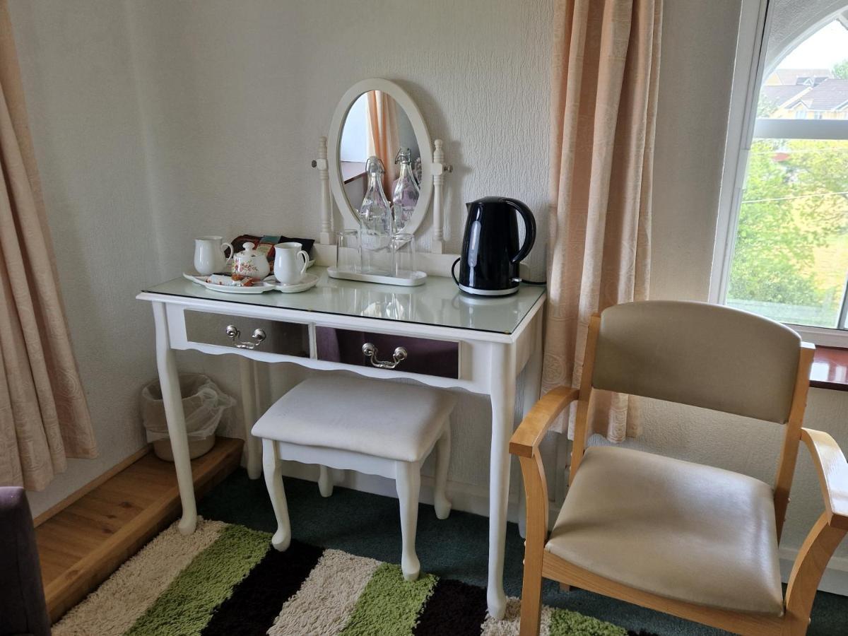Ty Llew Otel Llandysilio Dış mekan fotoğraf