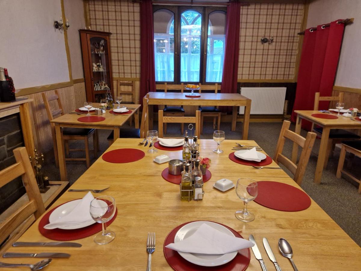 Ty Llew Otel Llandysilio Dış mekan fotoğraf