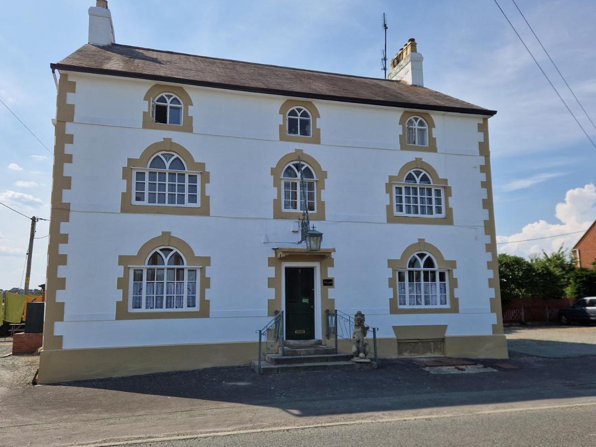 Ty Llew Otel Llandysilio Dış mekan fotoğraf